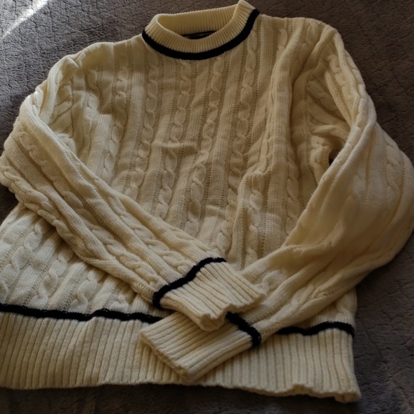 Sweater - Picture 2 of 4
